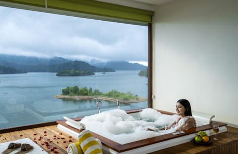 Luxury Jacuzzi  Villa | View from room