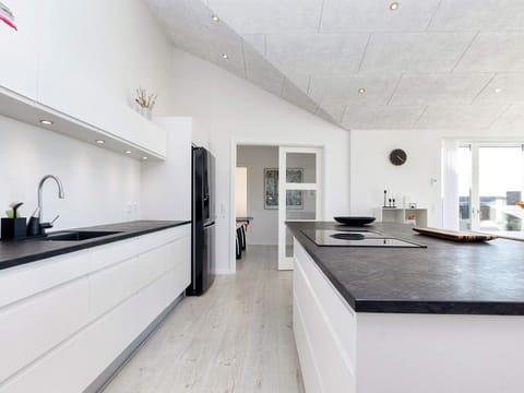 House | Private kitchen