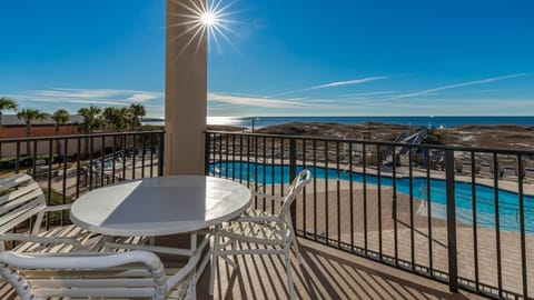 Condo, 1 Bedroom | Property grounds