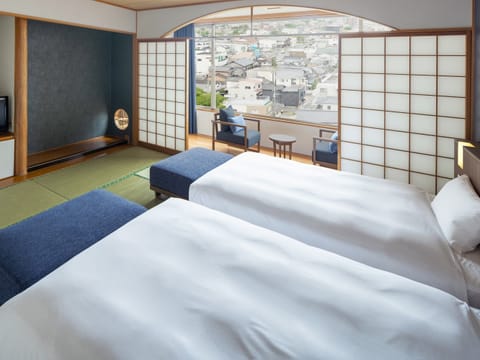 Japanese Western Style Room, Non Smoking | Down comforters, free WiFi