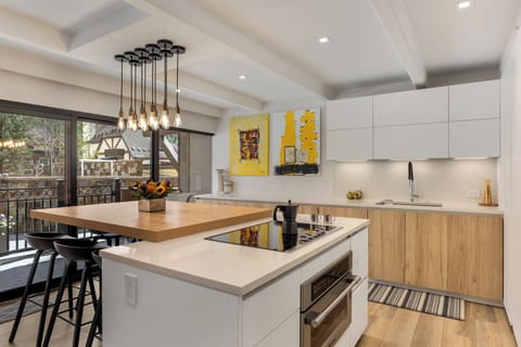 Newly Remodeled Kitchen