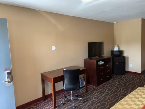 Room, 2 Queen Beds, Non Smoking | 1 bedroom, desk, blackout drapes, iron/ironing board