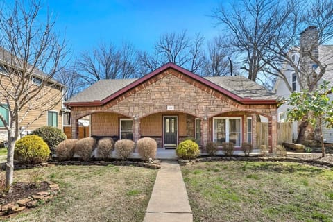 Experience Bentonville like a local at our three-bedroom, two-bathroom home with everything you need to enjoy a luxurious vacation!