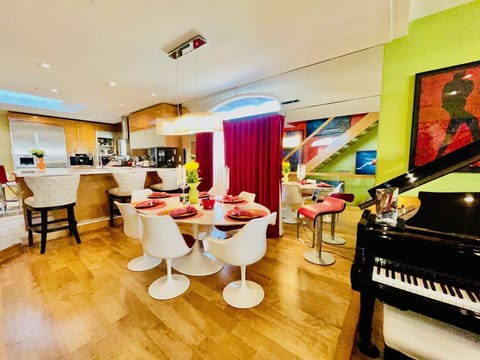 Kitchen, living room, dining room, open floor plan