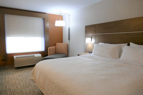 In-room safe, desk, iron/ironing board, free cribs/infant beds