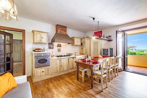 Kitchen and dining area