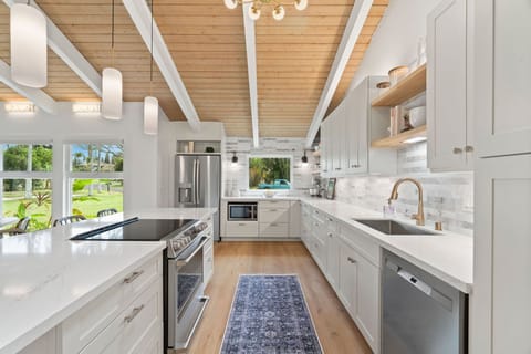 Brand new kitchen and appliances.