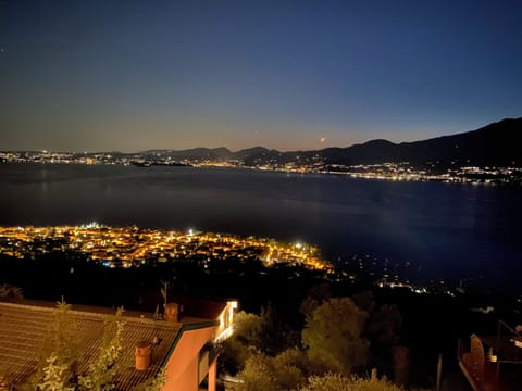 a6f75cbb-7214-4c22-98a5-b5beb89da72e