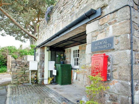 Exterior | Wheal Trenwith Cottage, St Ives