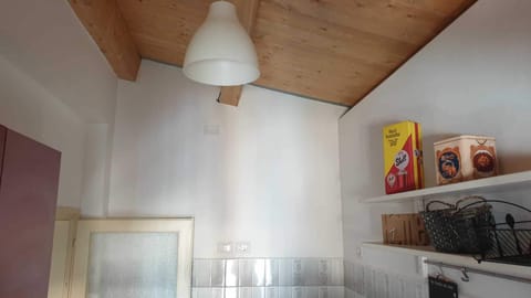 Apartment, 2 Bedrooms, Smoking, Balcony | Interior