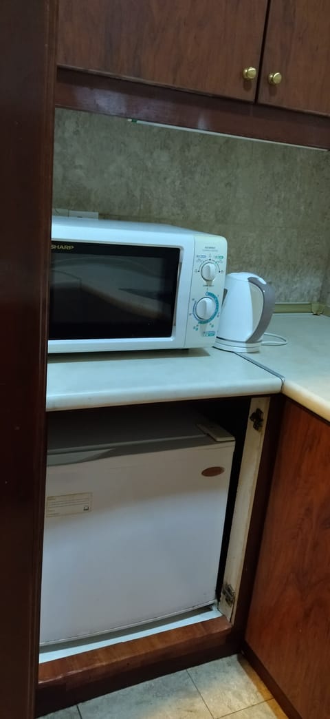 Junior Apartment | Microwave