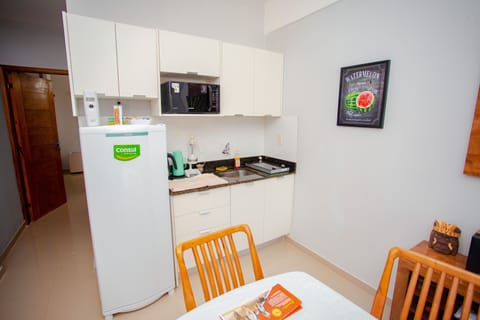 Standard Apartment | Private kitchen | Fridge, microwave, oven, electric kettle