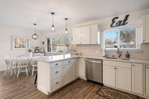 Enjoy preparing a great meal in our fully stocked Kitchen