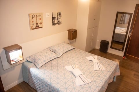 City Double or Twin Room | Soundproofing, free WiFi, bed sheets