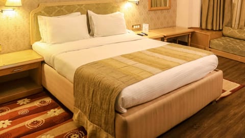 Egyptian cotton sheets, premium bedding, memory foam beds