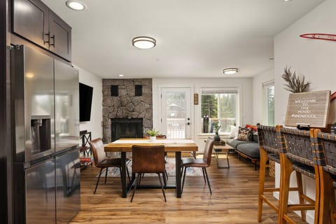 Every bit of furnishing and décor was curated to create that perfect blend of mountain style and comfort.