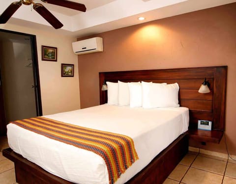 Superior Double Room, 1 Queen Bed | In-room safe, laptop workspace, blackout drapes, iron/ironing board