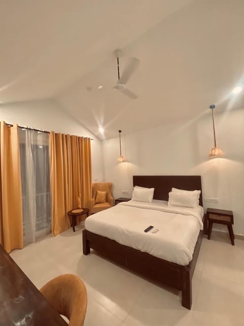 Luxury Double Room | Free WiFi