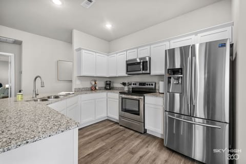 Fully stocked kitchen for all your cooking and baking needs!