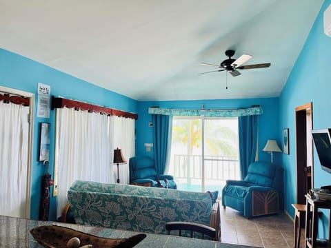 Deluxe Villa, 2 Bedrooms, Non Smoking, Ocean View | Living room | 23-inch Smart TV with satellite channels, TV, Netflix