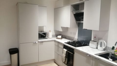 Apartment | Private kitchen | Fridge, microwave, oven, stovetop