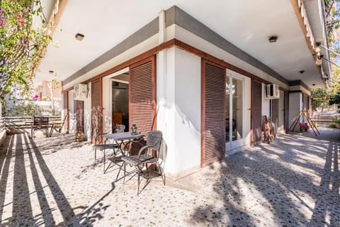 The balcony, embracing the whole flat