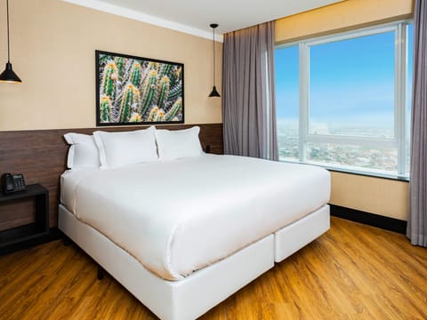 Junior Double Room | Hypo-allergenic bedding, pillowtop beds, minibar, in-room safe