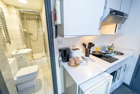 Standard Studio, Ensuite (Studio 11)