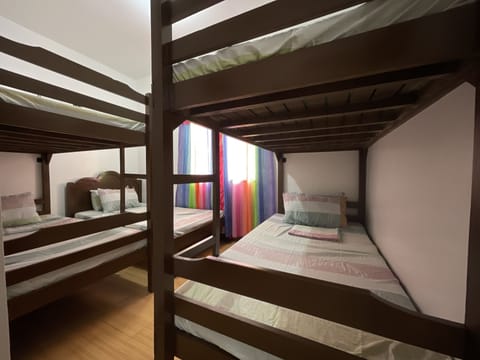 Shared Dormitory | Bed sheets