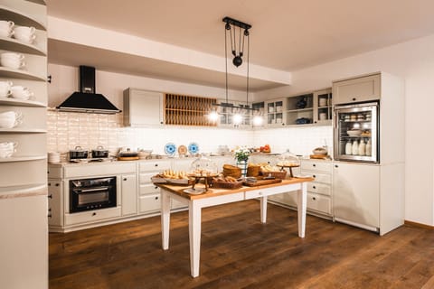 Daily buffet breakfast (EUR 14 per person)
