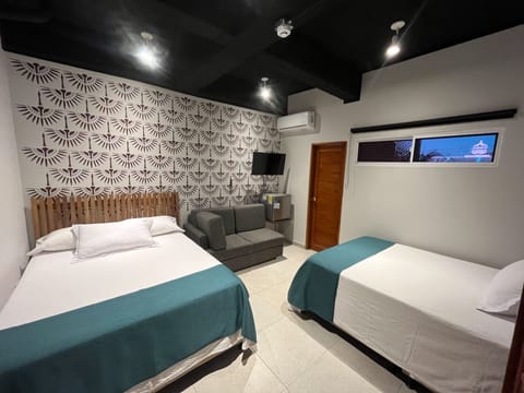 Basic Quadruple Room | Premium bedding, minibar, free WiFi, bed sheets