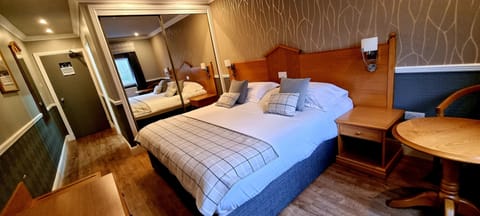 Standard Double Room, Ensuite