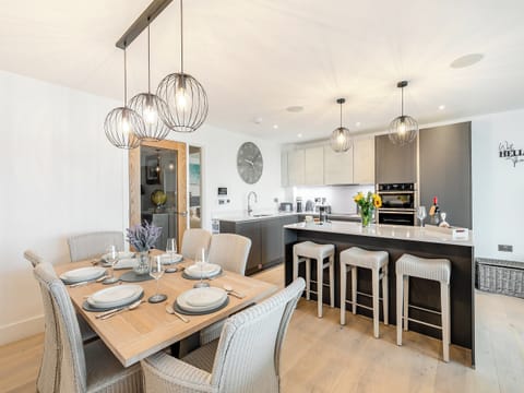 Dining Area | 2 Chi An Mor, Carlyon Bay, near Saint Austell