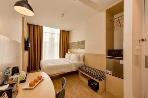 Superior Double Room | Desk, laptop workspace, free WiFi