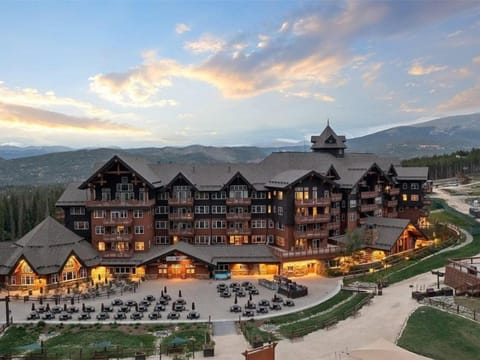 Condo (Breck_One_Ski_Hill_3_Penthouse_8424) | Exterior