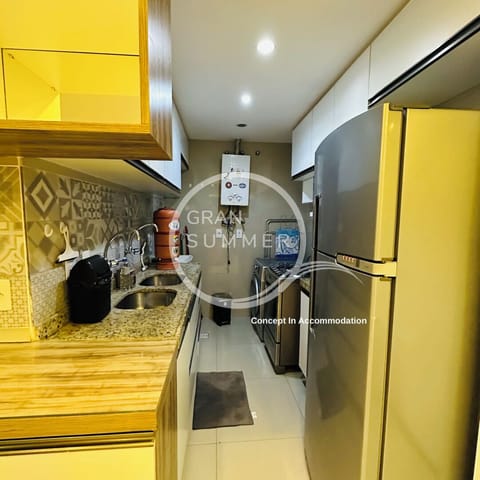 Apartment | Private kitchen | Fridge, blender, cookware/dishes/utensils