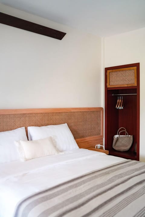 Superior Double Room | Egyptian cotton sheets, premium bedding, desk, free WiFi