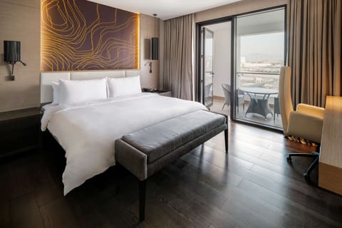 Junior Suite, Terrace (Lounge Access) | Premium bedding, minibar, in-room safe, individually decorated