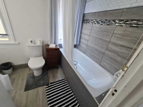 House | Bathroom | Shower, deep soaking tub, hair dryer, towels