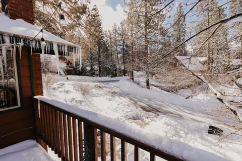 9058099a-d047-4e3b-8a85-78a3f34a2462