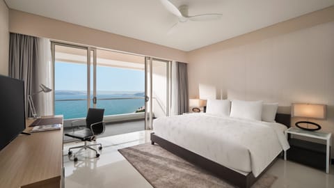 Room, 1 Bedroom, Bathtub, Ocean View (Residence) | In-room safe, laptop workspace, soundproofing, iron/ironing board
