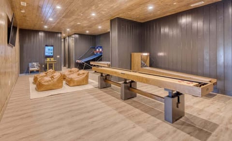 122woodlandtreklane-114