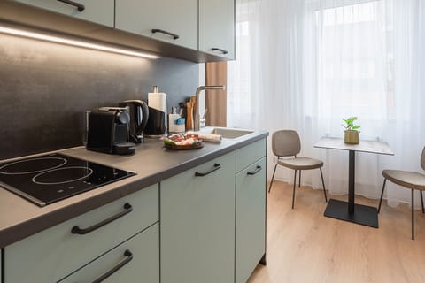 Economy Suite | Private kitchen | Fridge, coffee/tea maker, electric kettle, toaster