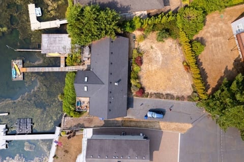 We hope we get to host you at this delightful property. Please reach out to us with any questions. We are happy to answer!