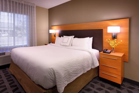 Premium bedding, pillowtop beds, laptop workspace, iron/ironing board
