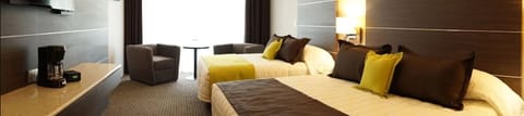 Master Suite | Premium bedding, down comforters, in-room safe, iron/ironing board