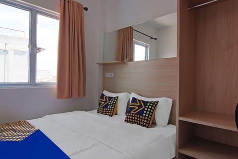 Economy Double Room | Soundproofing, bed sheets