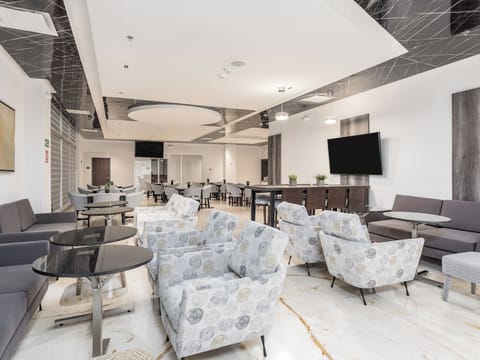 Free daily local cuisine breakfast