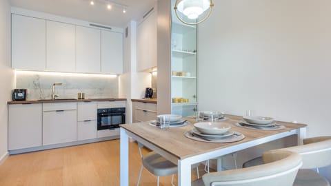 Apartment (31) | In-room dining