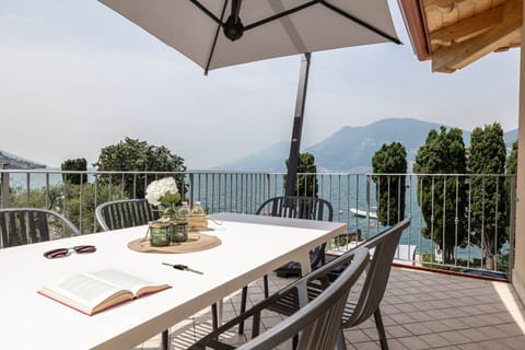 Deluxe Penthouse, 2 Bedrooms, Patio, Lakeside | Terrace/patio